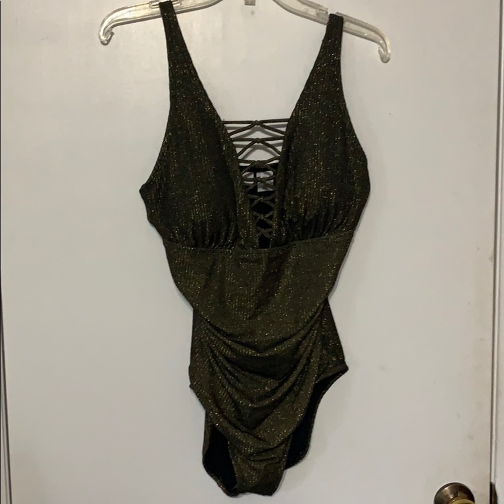 Bathing suit